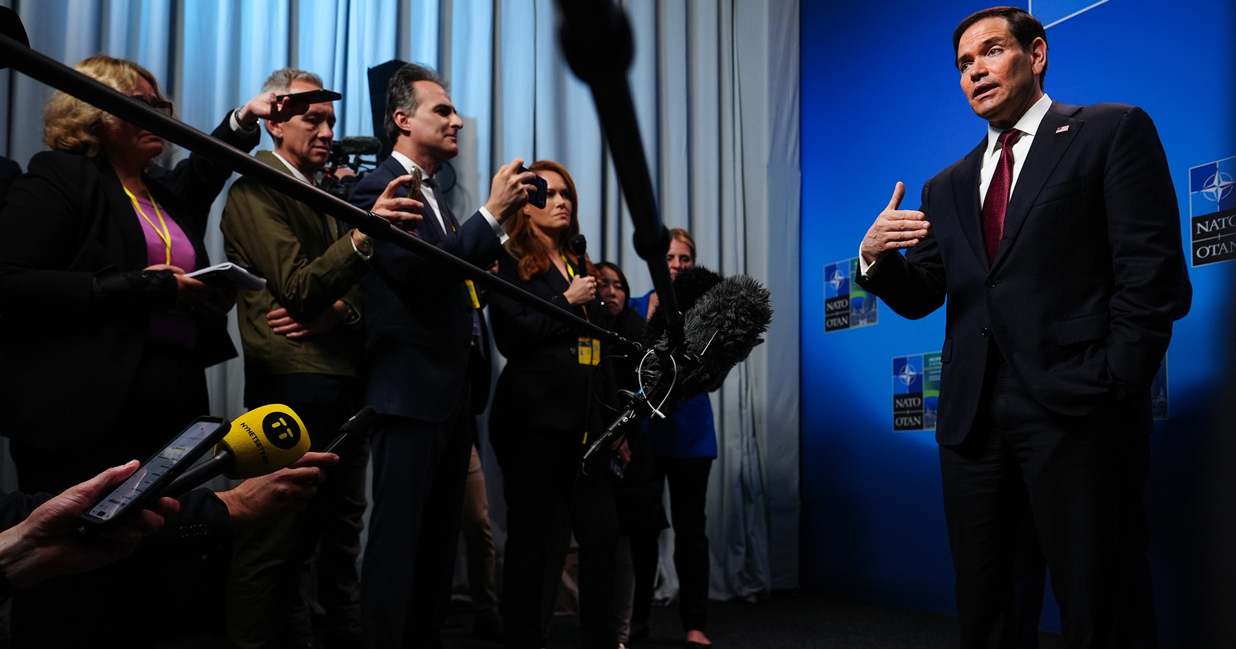 Marco Rubio počas stretnutia ministrov zahraničných vecí NATO