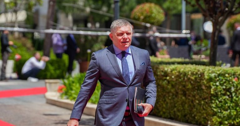 Premiér Robert Fico