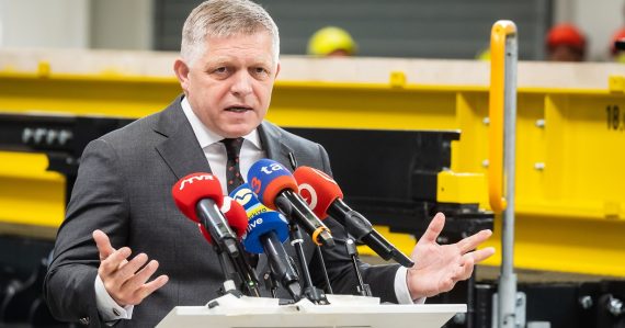 Premiér Robert Fico