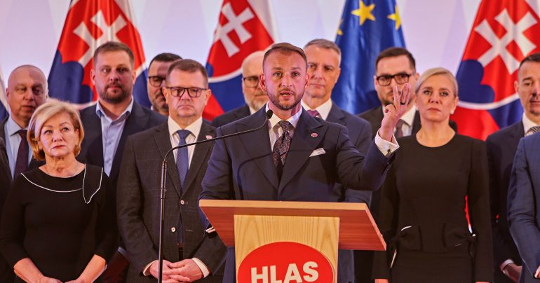 Predstavitelia strany Hlas-SD