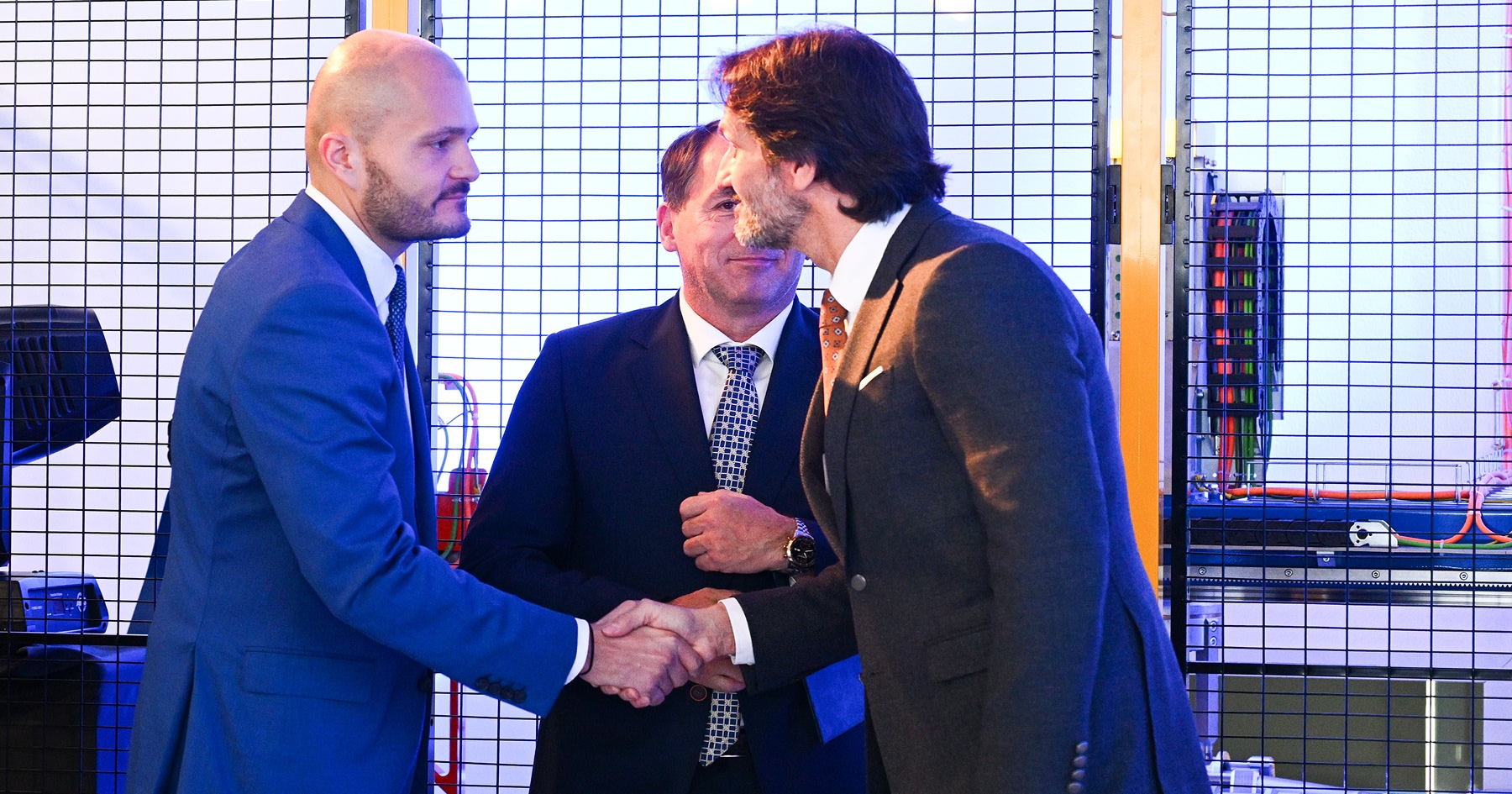 Robert Kaliňák (SMER - SD), generálny riaditeľ MSM Marián Goga a predseda predstavenstva Czechoslovak Group Michal Strnad