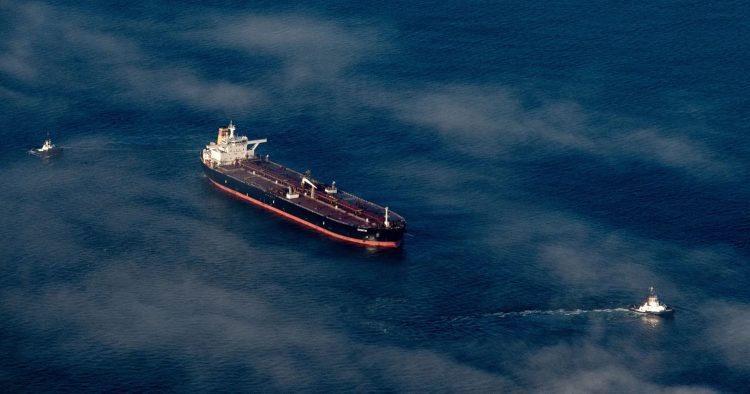 Tanker Eventin, Ruská tieňová flotila, Vladimir Putin, Ropa