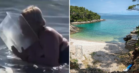Žena sa potápa s plastovou nádobou, pláž v Chorvátsku