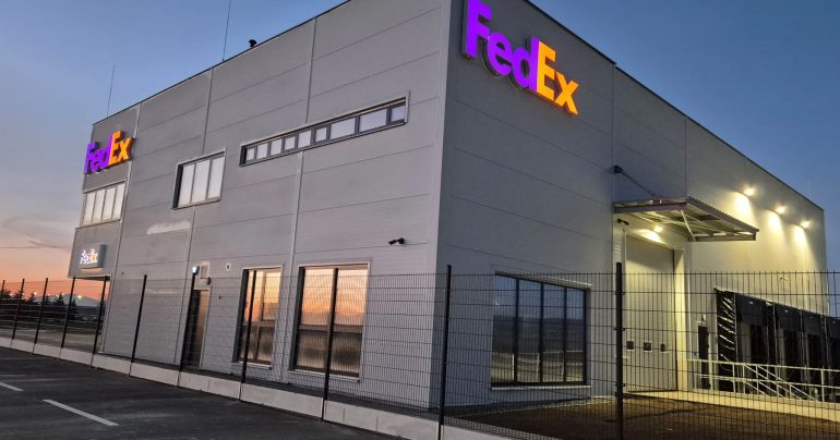 Pohľad na logistické centrum FedEx