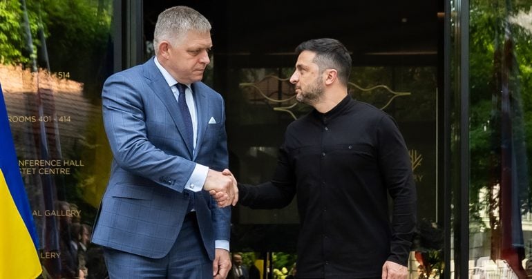 Premiér Fico a Volodymyr Zelenskyj