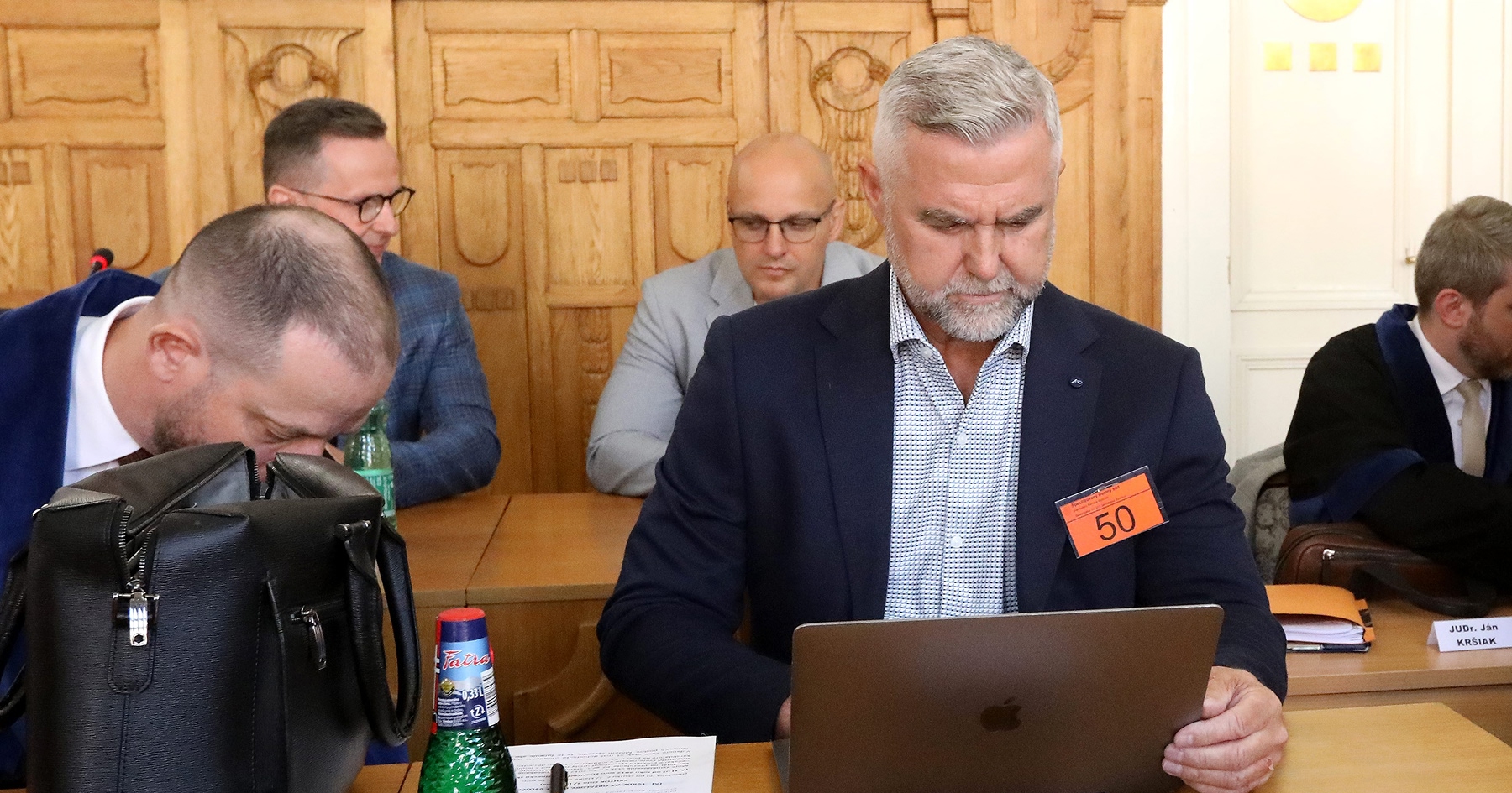 Advokát Marek Para, obžalovaný súčasný podpredseda Národnej rady (NR) SR a bývalý policajný prezident Tibor Gašpar