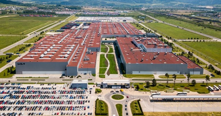 Záber na výrobný závod Kia Slovakia