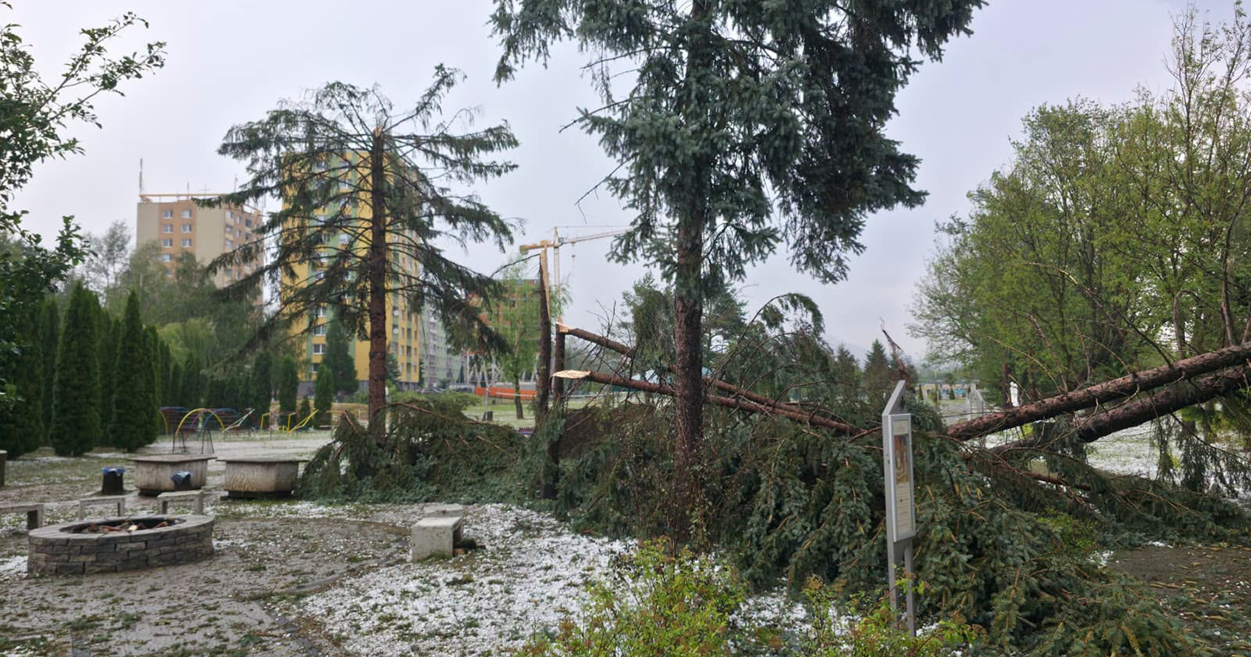 Následky búrky, ktorá sa prehnala Prešovom