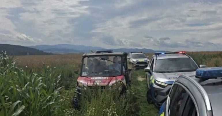 Polícia pátrala po nezvestnom dieťati