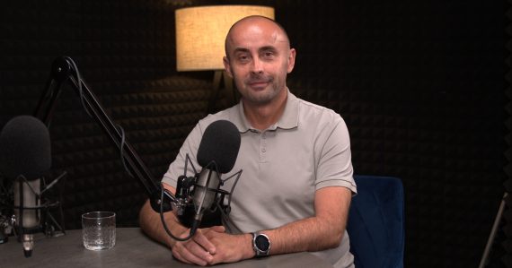 Politológ Štefančík