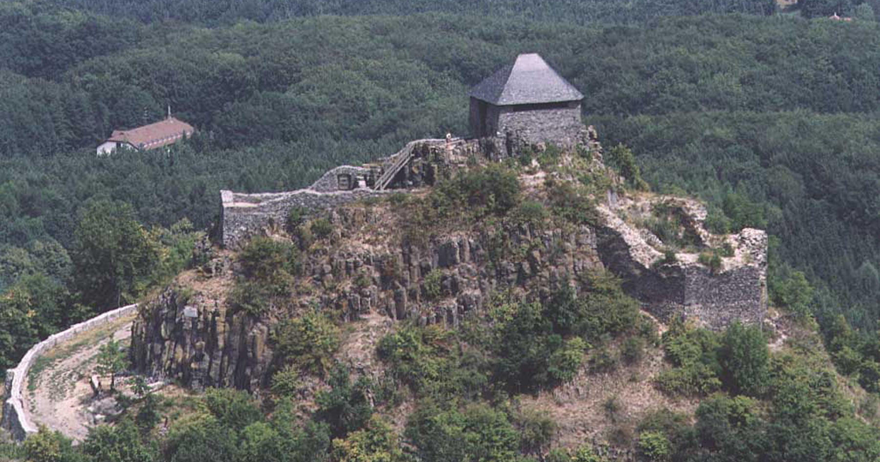 Stredoveký hrad Salgó