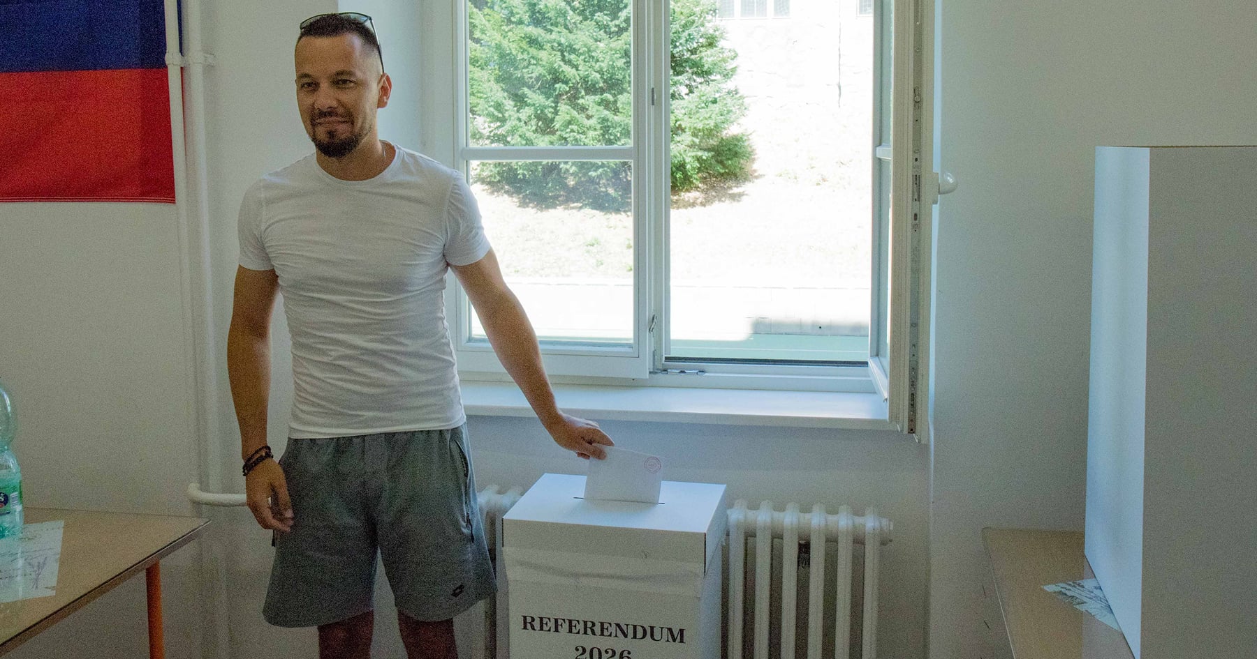Juraj Šeliga pri hlasovaní v referende