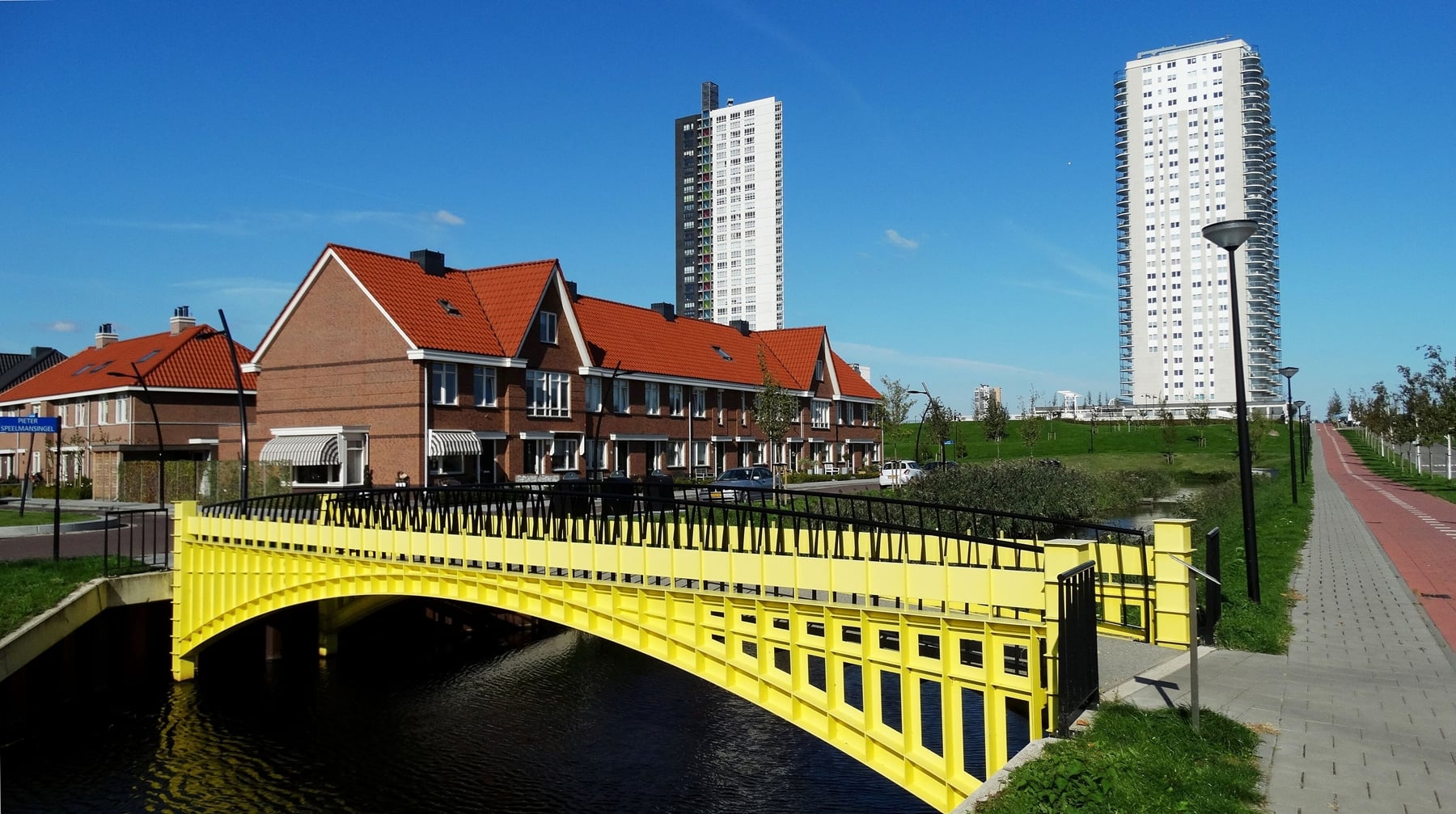 Most v meste Spijkenisse