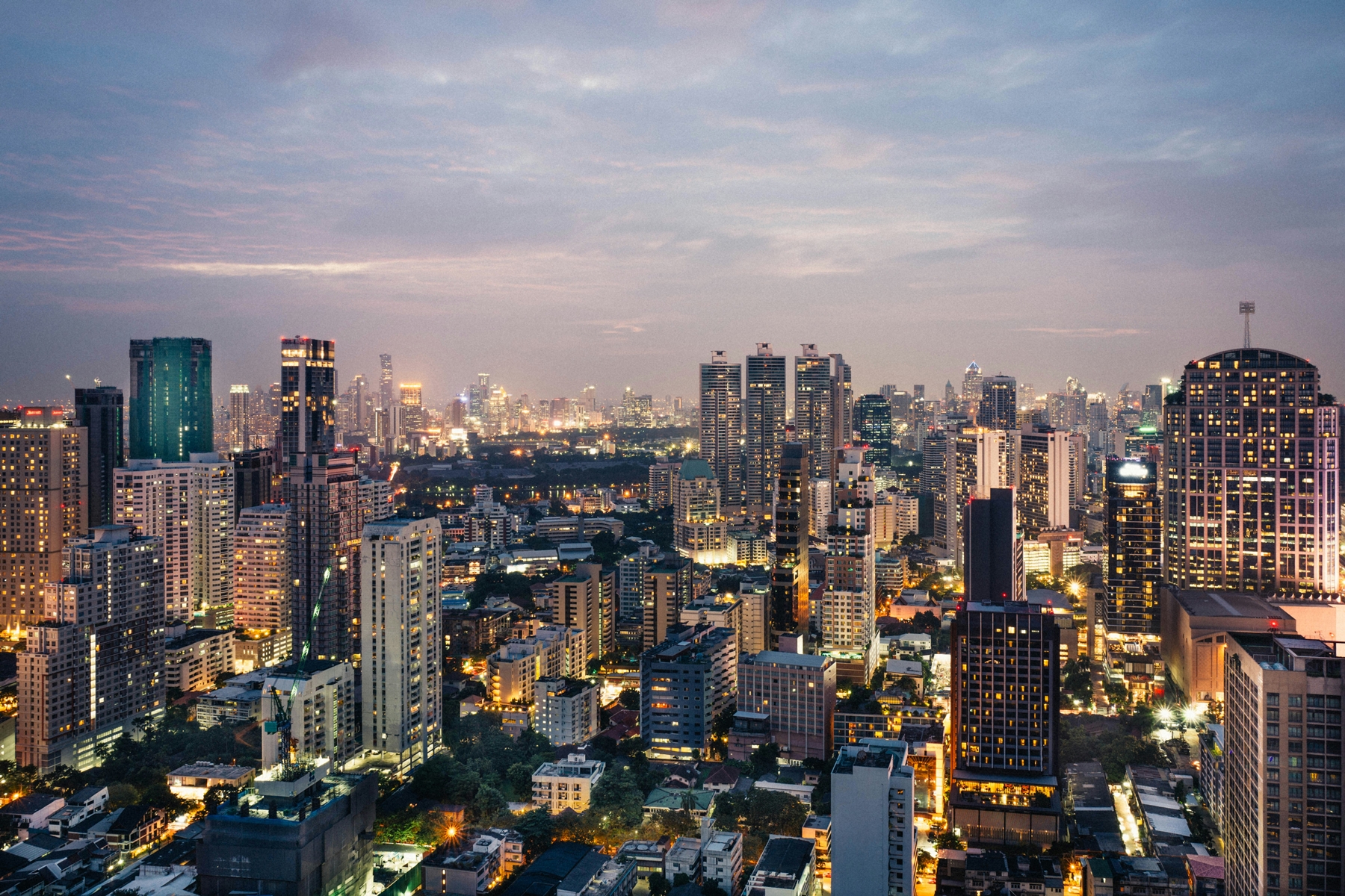 Nočný Bangkok