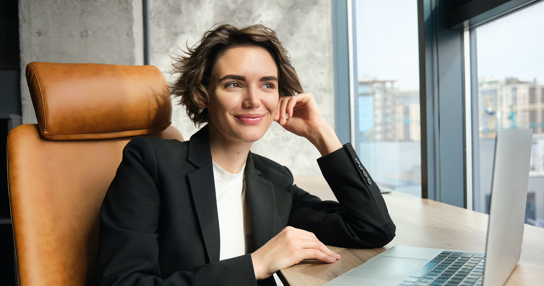 Žena v kancelárii