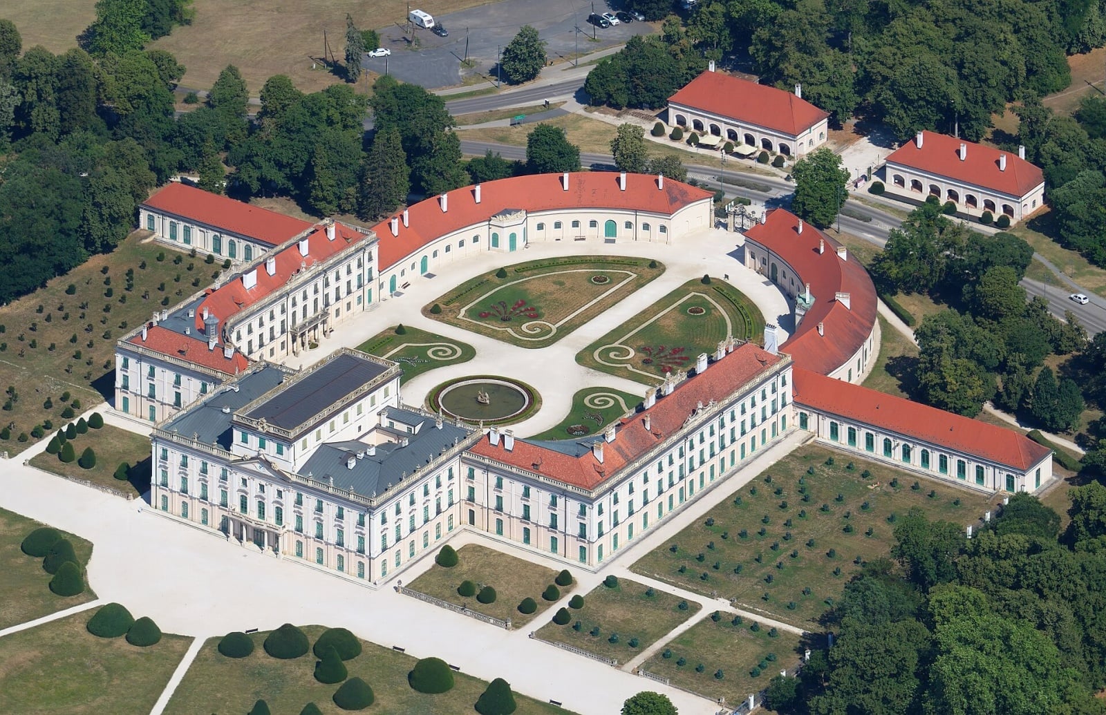 Palác Eszterházy