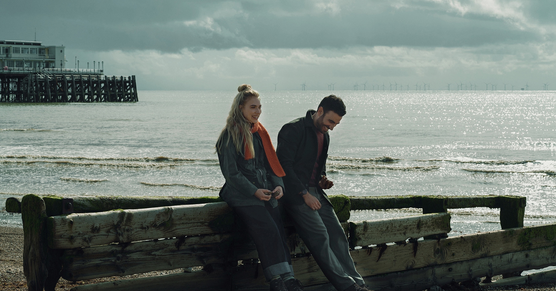 Brett Goldstein a Imogen Poots vo filme All of You