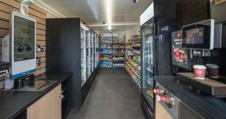 Automatizovaná predajňa Orlen Stop Cafe.