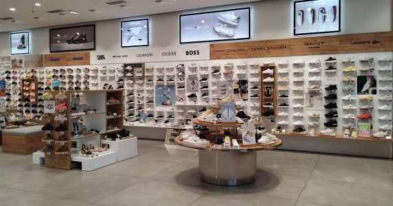 Predajňa spoločnosti Office Shoes