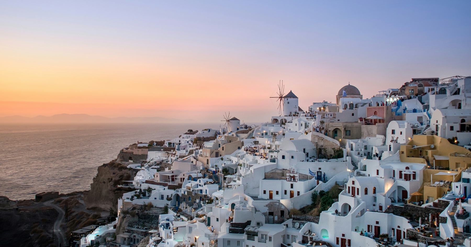 Santorini pri západe slnka