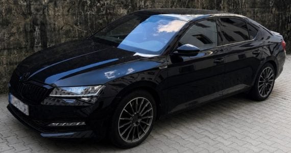 Pohľad na predmetné vozidlo Škoda Superb