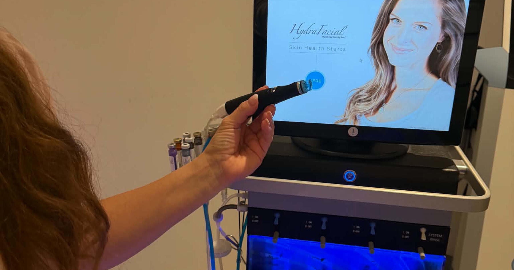 Prístroj Hydrafacial v klinike krásy