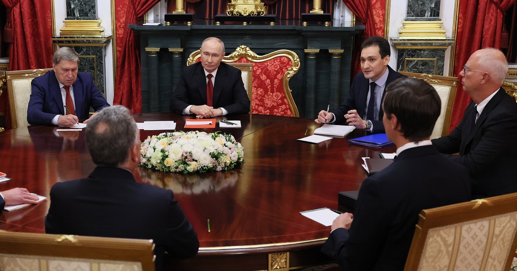 Steve Witkoff a Jared Kushner na rokovaní s Putinom