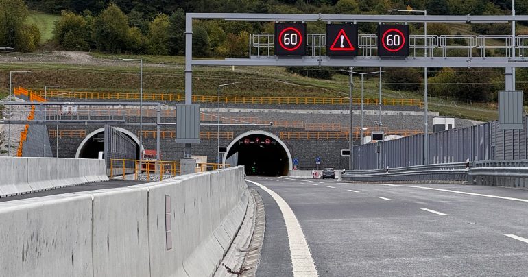 Pohľad na nový tunel Čebrať