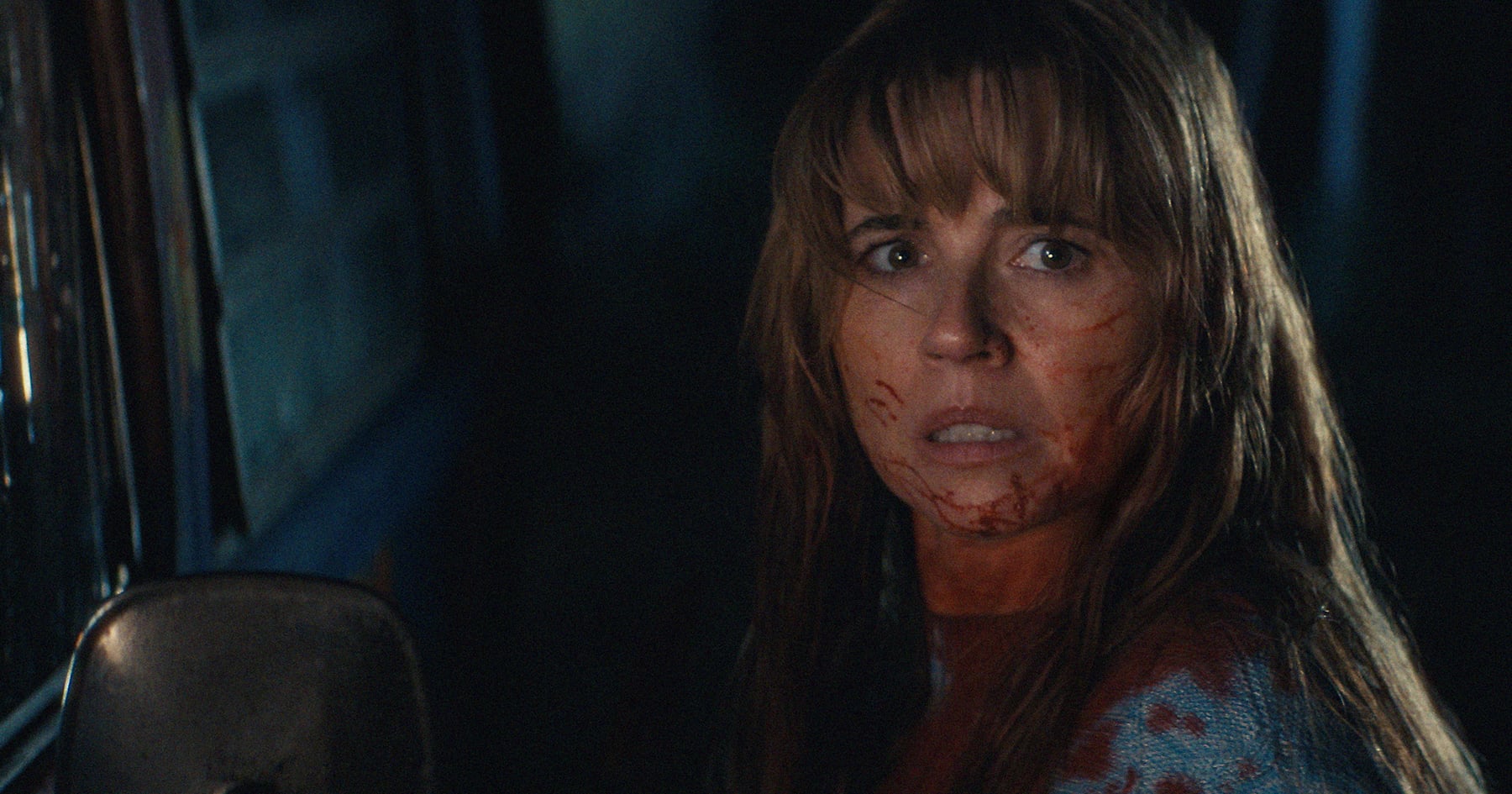 Linda Cardellini v seriáli Crystal Lake
