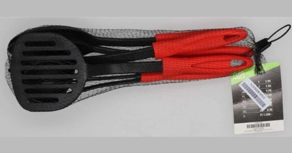 detail chybného kuchynského produktu