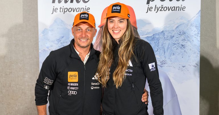 Petra Vlhová spolu s trénerom