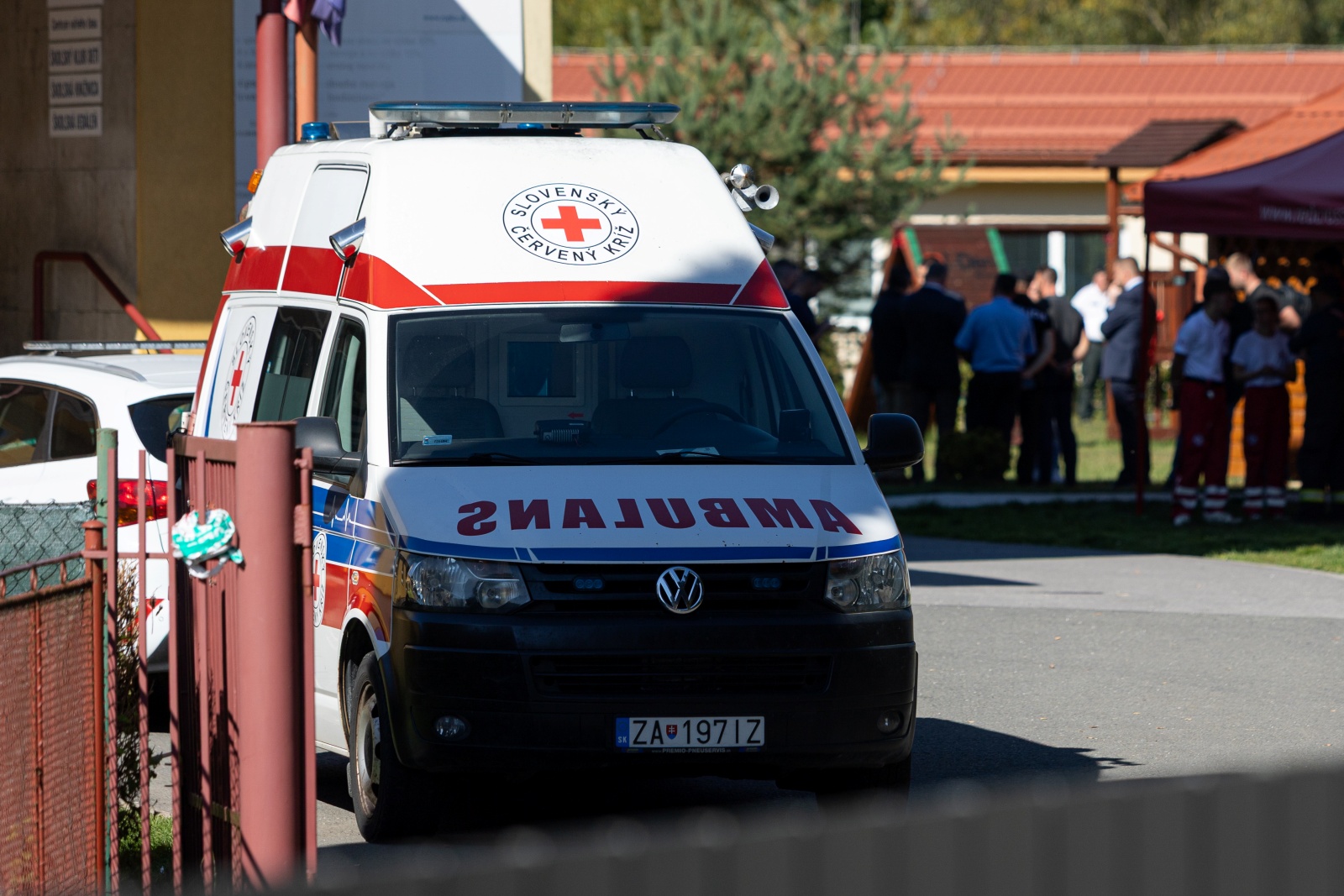 Záchranka na mieste činu po útoku v Staškove